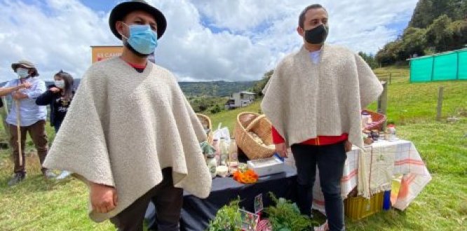 Bogotá invertirá más de 6 mil millones de pesos en sus campesinos